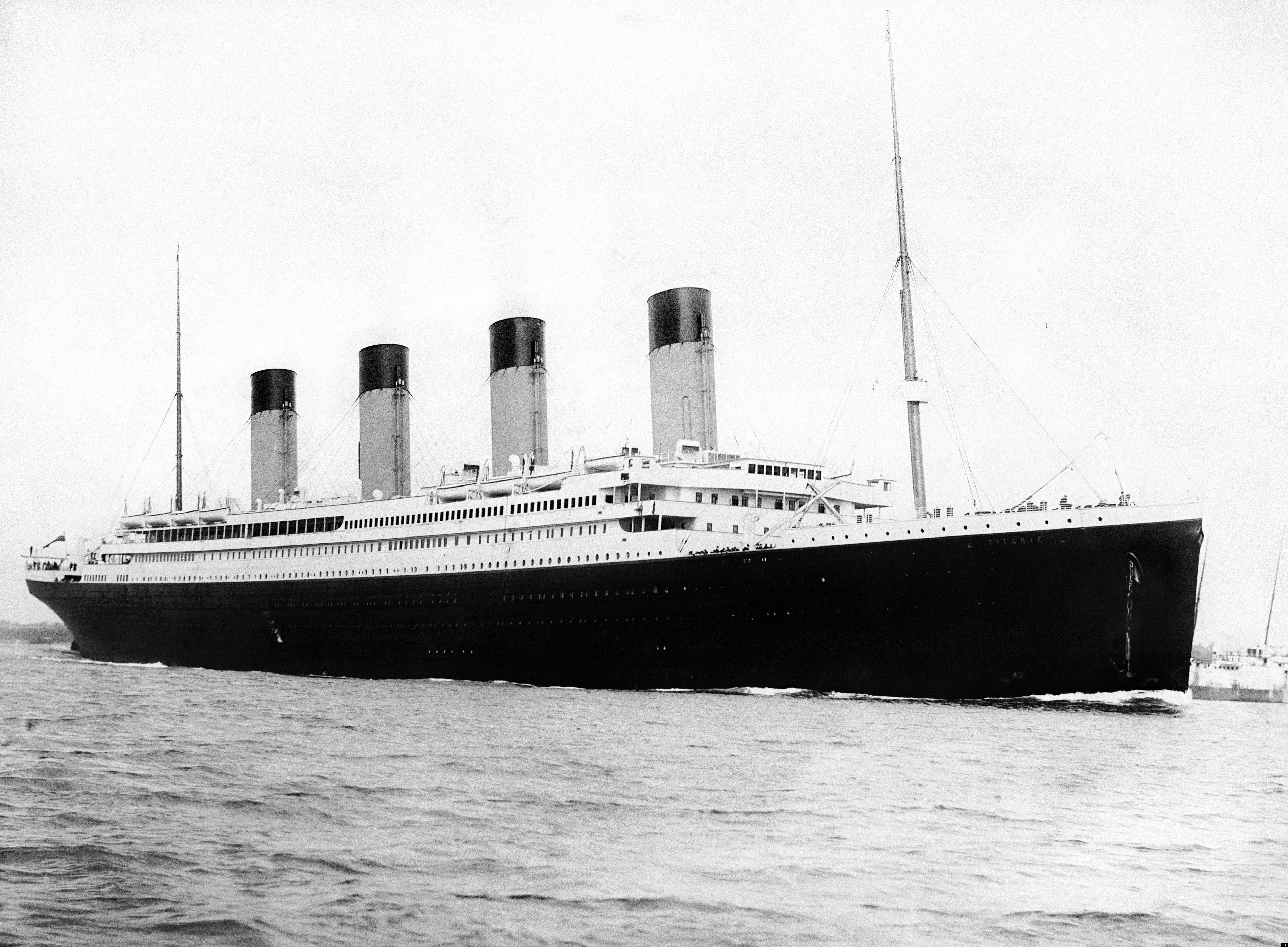 Image of the RMS Titanic (damage from iceberg not included)